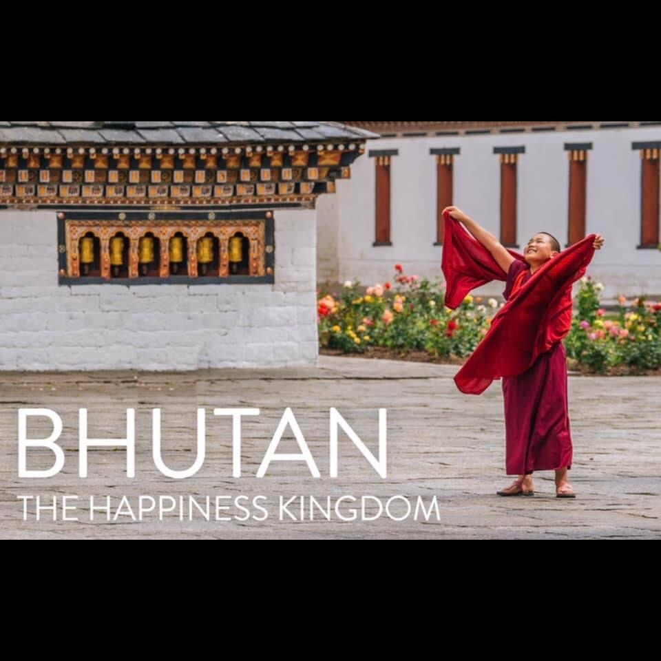 Trầm que Jaju Bhutan bó giấy vàng theo công thức từ Kinh điển Phật Dược Sư