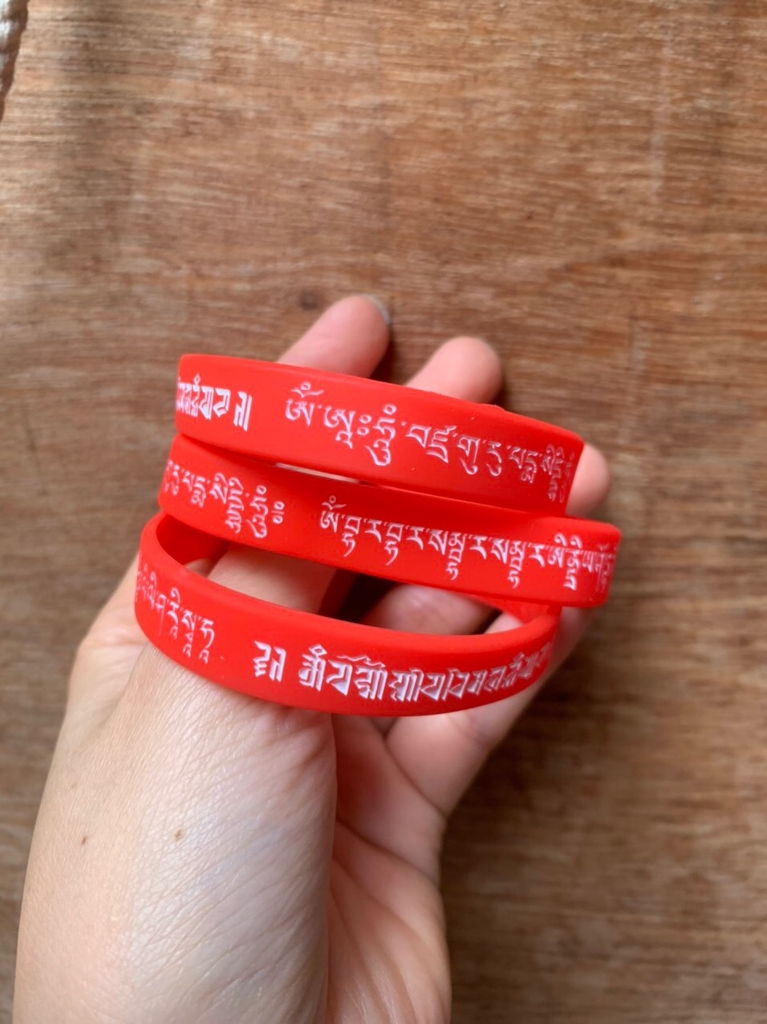 Vòng Đeo Tay Chú Giải Thoát : chú omani, tara, liên hoa sinh, dược sư sư, Phật đảnh tôn thắng…
