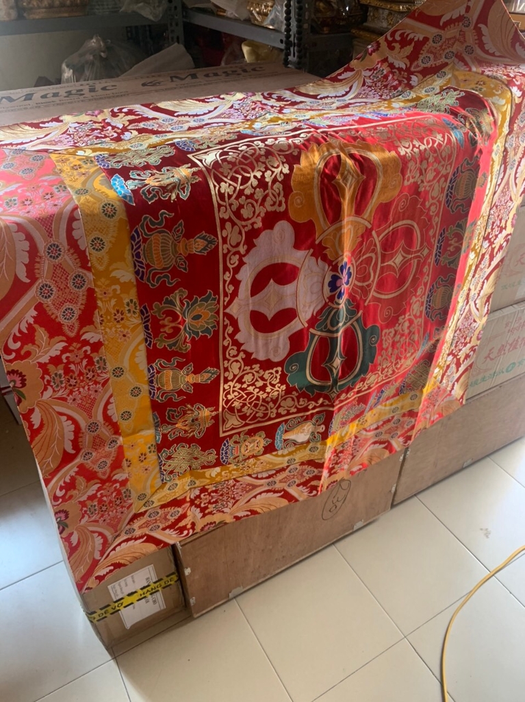 KHĂN TRẢI BÀN VUÔNG