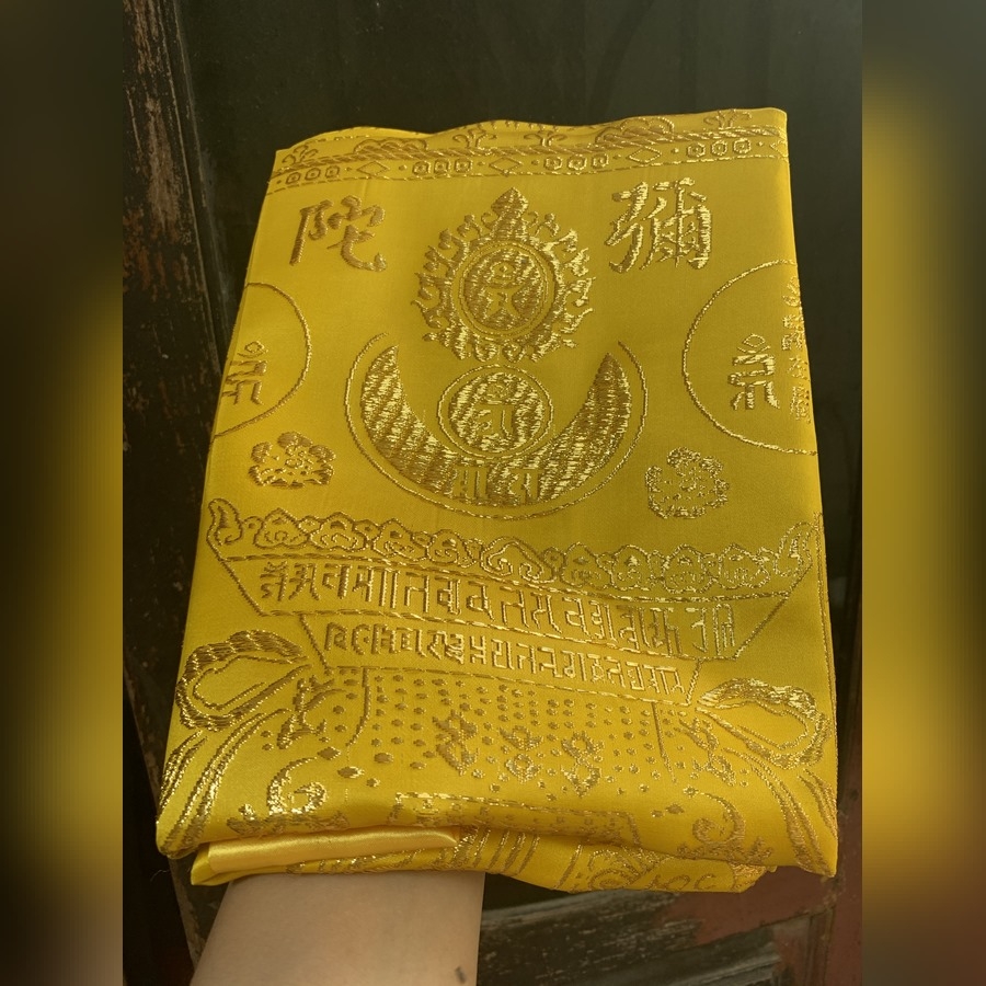 Mền Quang Minh tiêu nghiệp giải thoát mật tông (vàng)