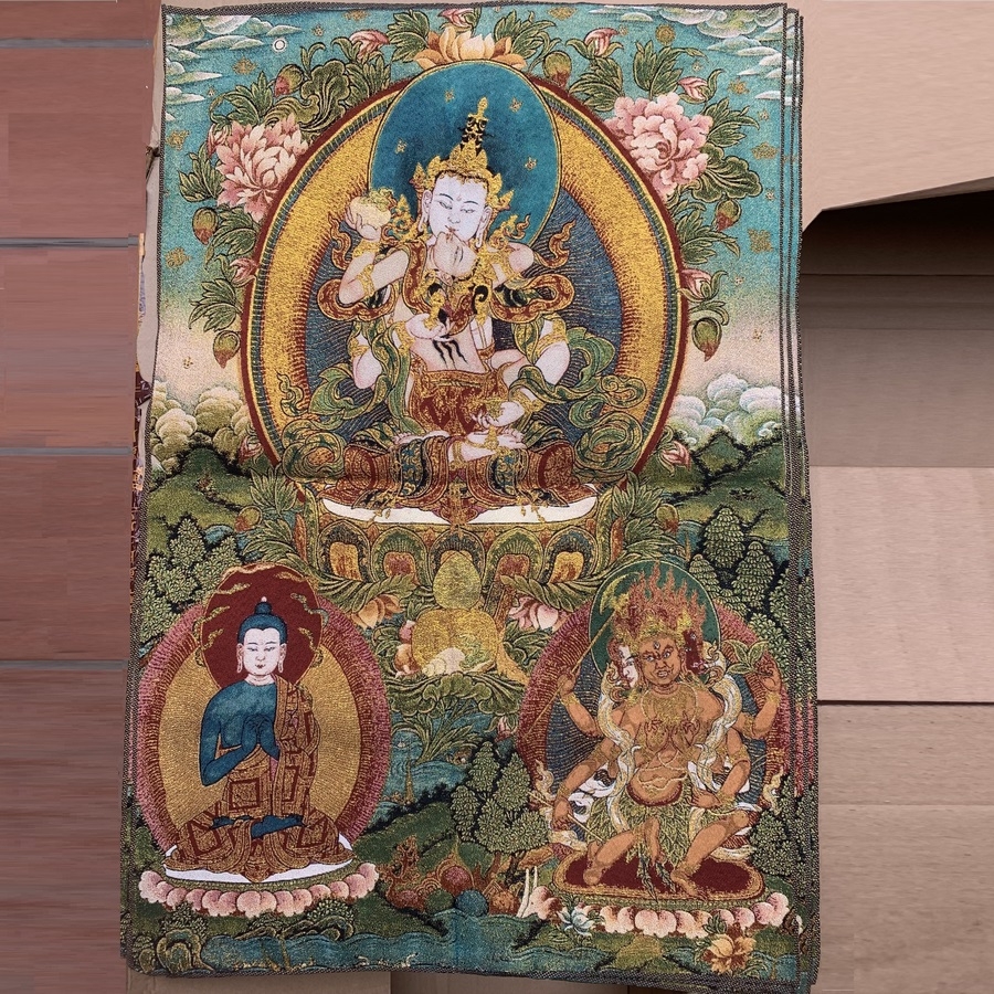 Tranh Thangka Kim Cang Tát Đỏa  - tranh thêu máy