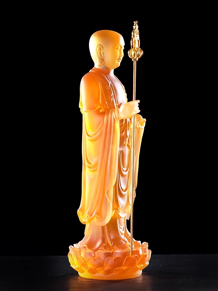 Tôn tượng Địa Tạng Bồ Tát bằng đá liuli 