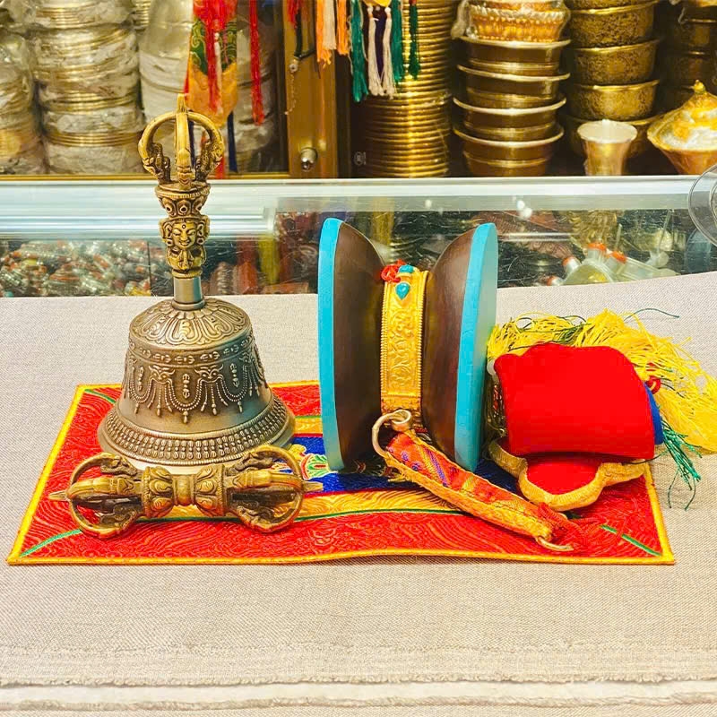 Khăn Chày Kim Cang Đơn kê pháp khí