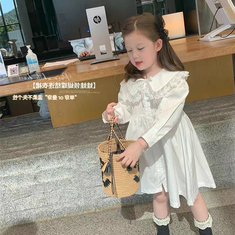 10 Mẫu váy trắng trễ vai tay dài phong cách ngọt ngào vào Hè