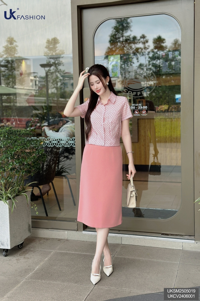 Sơ mi hoạ tiết ô kiểu dáng mới lạ, mềm mát UKSM2505019