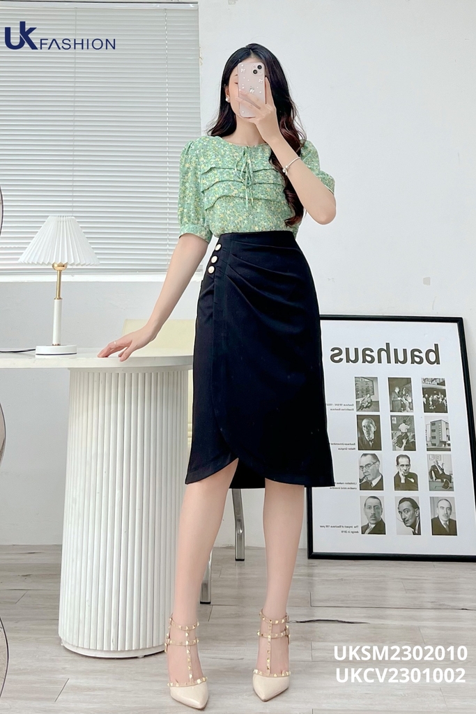 Chân Váy Búp Hồng Xếp UK Fashion Độc Đáo, Lạ Mắt UKCV2301002