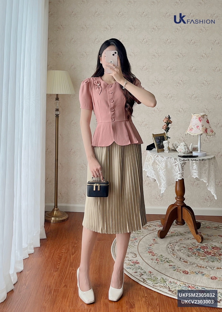 Chân Váy Dập Ly UK Fashion Basic, Thanh Lịch UKCV2303003