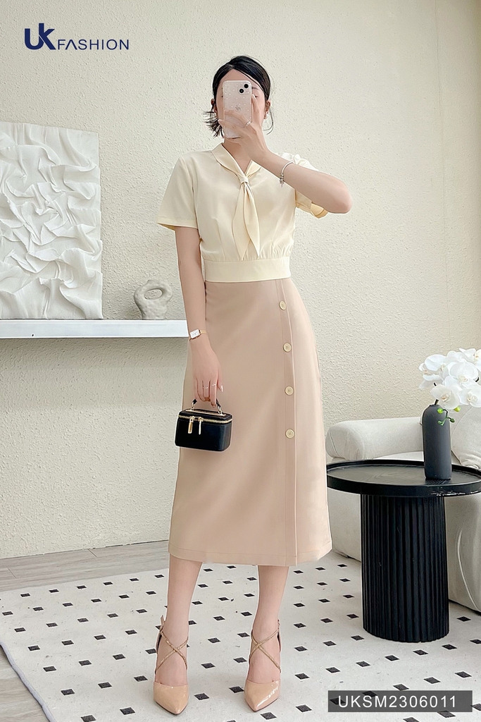 Áo Sơ Mi Bo Gấu Vạt Cổ UK Fashion Thanh Lịch, Cuốn Hút UKSM2306011
