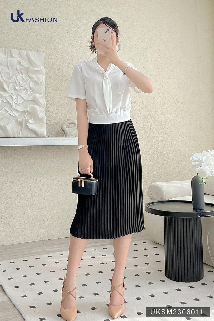 Áo Sơ Mi Bo Gấu Vạt Cổ UK Fashion Thanh Lịch, Cuốn Hút UKSM2306011