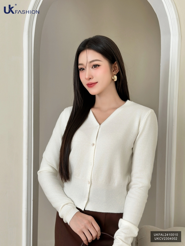 Áo Len Cúc Nẹp UK Fashion Công Sở Nữ Thanh Lịch, Nữ Tính Vải Mềm Mịn UKFAL2410010