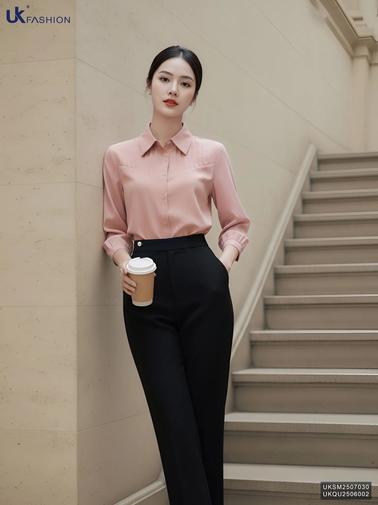 Sơ mi cổ đức xếp ngực tay lỡ mới, dễ mặc, thanh lịch UKSM2507030