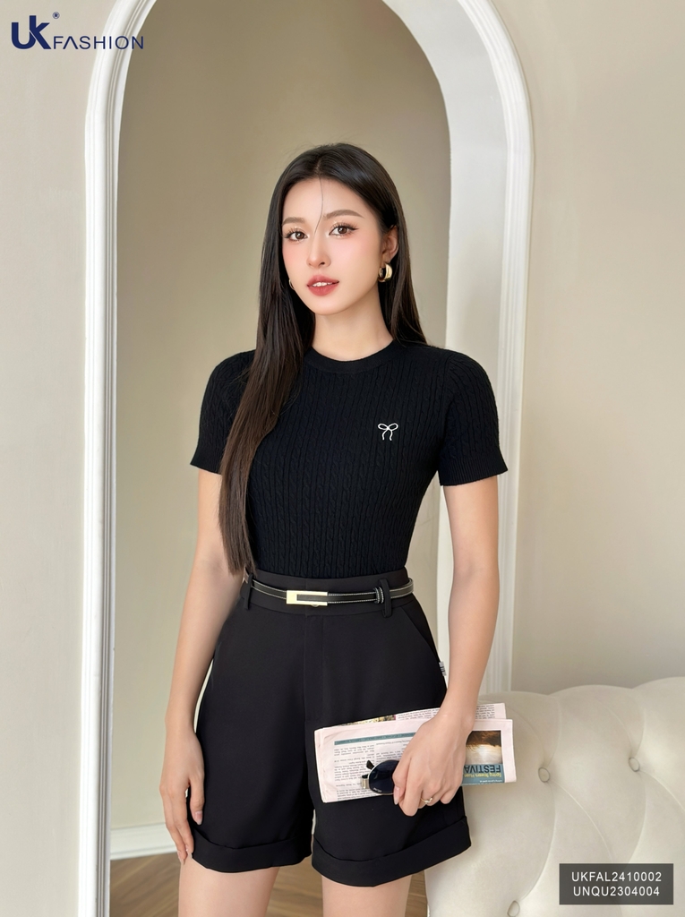 Áo Len Cộc Tay Thêu Nơ UK Fashion Công Sở Nữ Nữ Tính, Thanh Lịch Vải Mềm Mịn UKFAL2410002