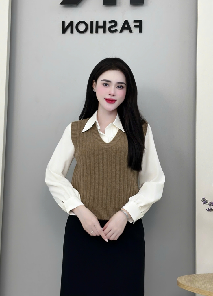 Áo Len Ghi Lê Gân UK Fashion Trẻ Trung, Nữ Tinh Vải Mềm Mịn UKFAL2410011