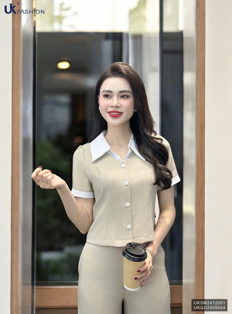 Sơ Mi Kẻ Cúc Nẹp Phối Cổ Đức Thời Trang Công Sở UK Fashion Thanh Lịch, Trẻ Trung UKSM2412001