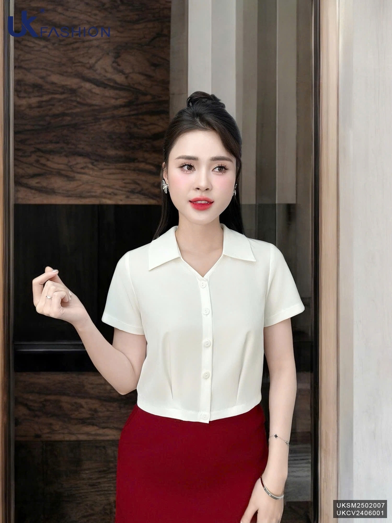 Áo Sơ Mi Súp Eo Lá Cổ Basic, Trẻ Trung Vải Mềm Mát UKSM2502007