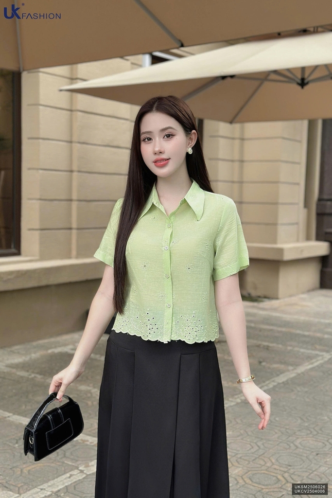 Sơ mi cổ đức hoa dệt xinh xắn, điệu đà, nữ tính, cực mát UKSM2506026