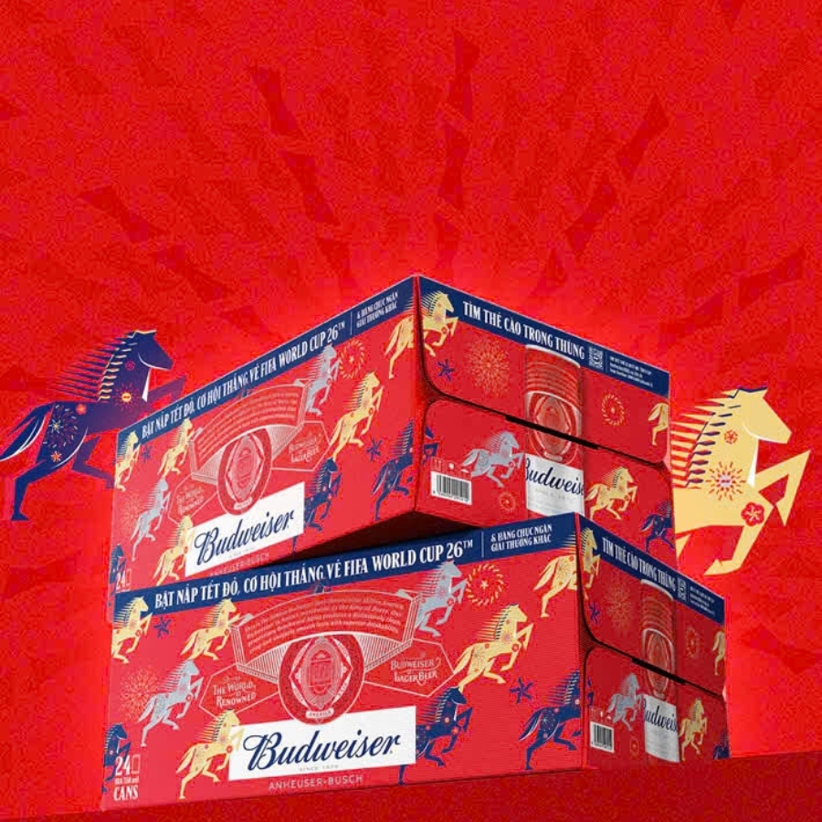 Budweiser Lager Beer phiên bản Tết 2026