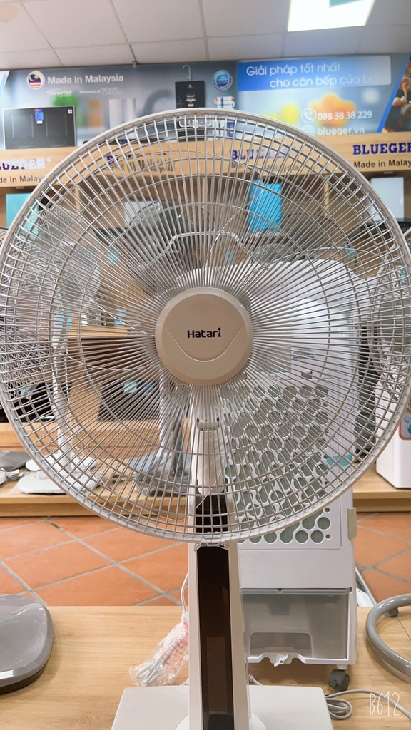 Quạt lửng Hatari Slide Smart L1