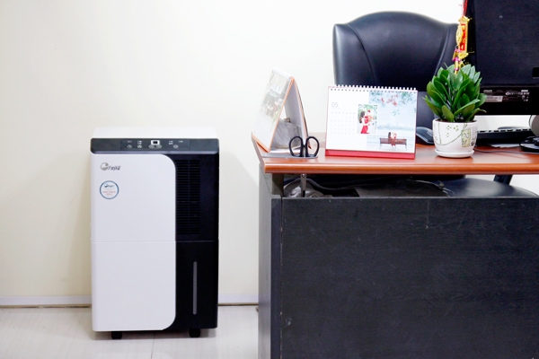Máy Hút Ẩm FujiE HM-950EC - (50 lít)