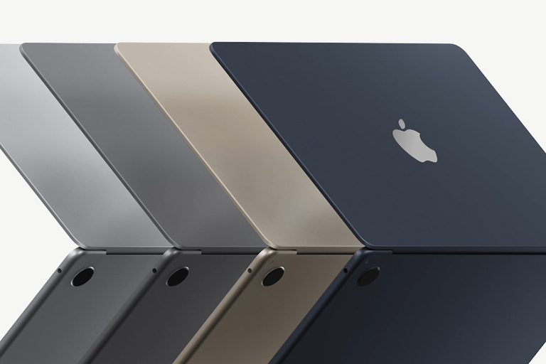 Macbook Air - M2 / 16Gb / 512Gb - 13'6 inch 2022 - Silver Macbook Air - M2 / 16Gb / 512Gb - 13'6 inch 2022 - Silver