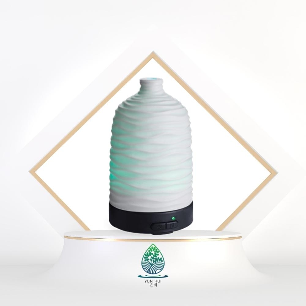 Máy khuếch tán tinh dầu có đèn YUN HUI Harmony Made in USA