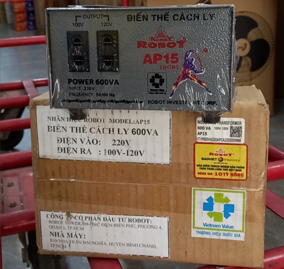 Biến Thế Cách Ly 1 Pha Robot 600VA