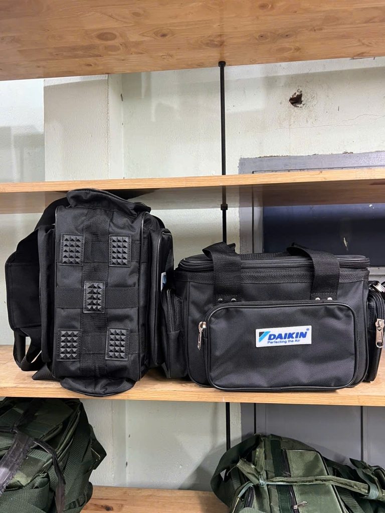 Túi đựng đồ nghề - Nắp Vuông, Củ Khóa INOX, Đóng Nút, Dây Kéo 12 Ly, cao 26 x dài 36 x rộng 18