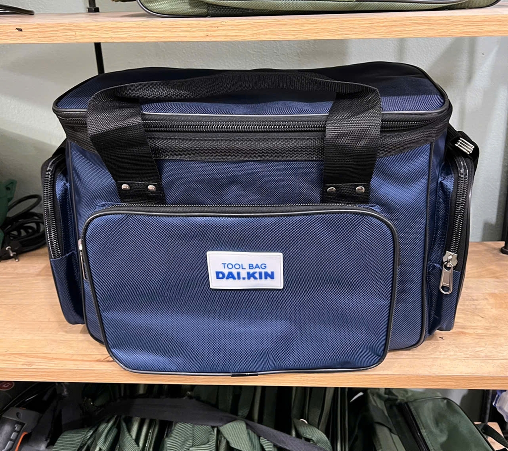 Túi đựng đồ nghề - Nắp Vuông, Củ Khóa INOX, Đóng Nút, Dây Kéo 12 Ly, cao 26 x dài 36 x rộng 18