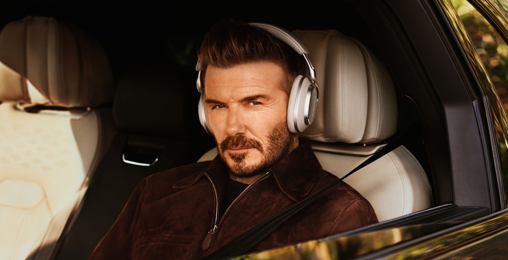 bowers-wilkins-px8-s2