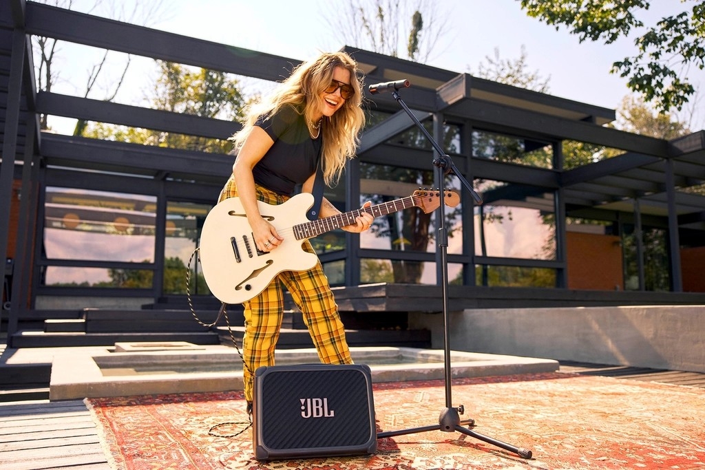 jbl bandbox trio