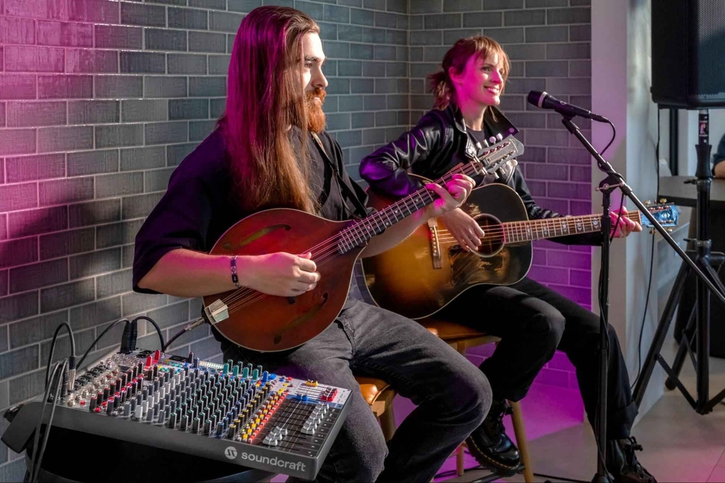soundcraft signature plus 12