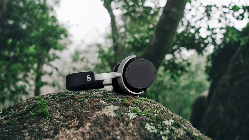 tai-nghe-audiophile-khong-day-sennheiser-hdb-630