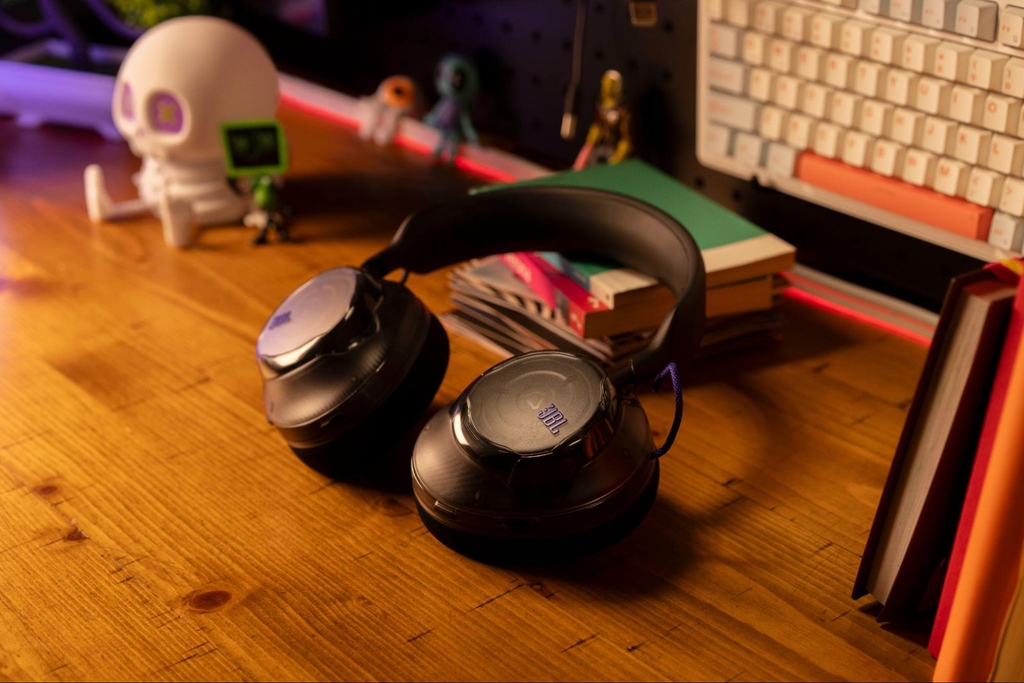 tai nghe chụp tai jbl quantum 520