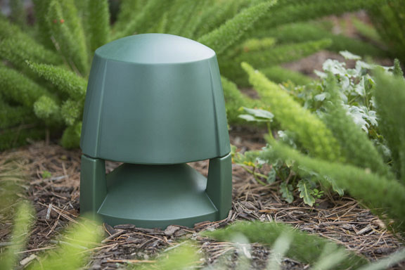 loa-san-vuon-jbl-control-88m