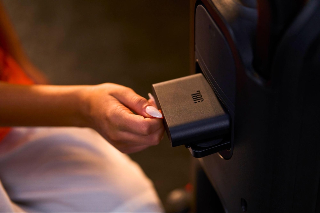 pin JBL PartyBox 330