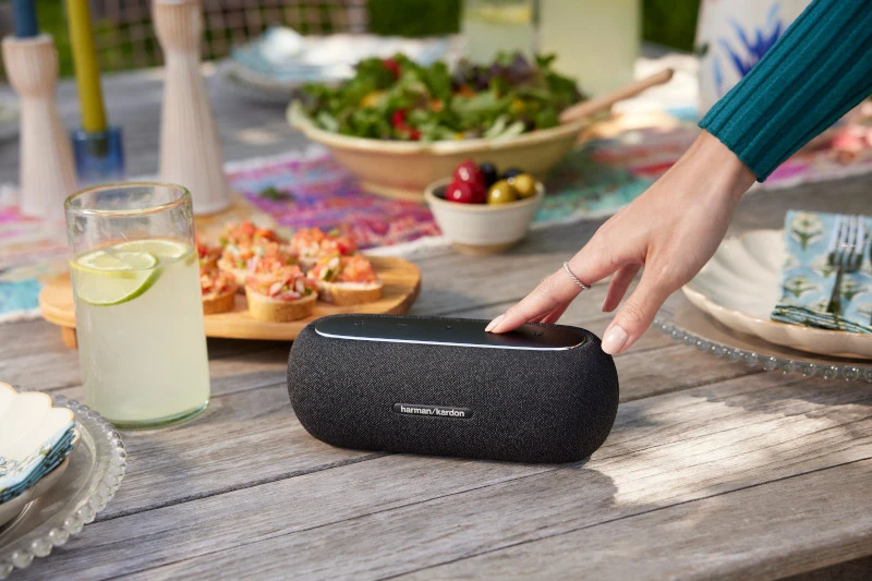 loa-harman-kardon-luna