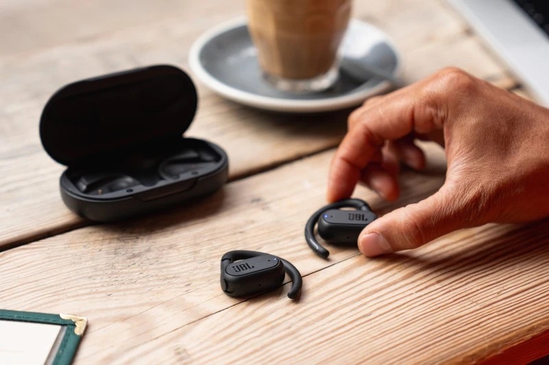 tai-nghe-bluetooth-thiet-ke-mo-jbl-soundgear-sense