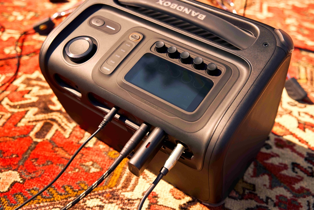 loa-jbl-bandbox-trio-5