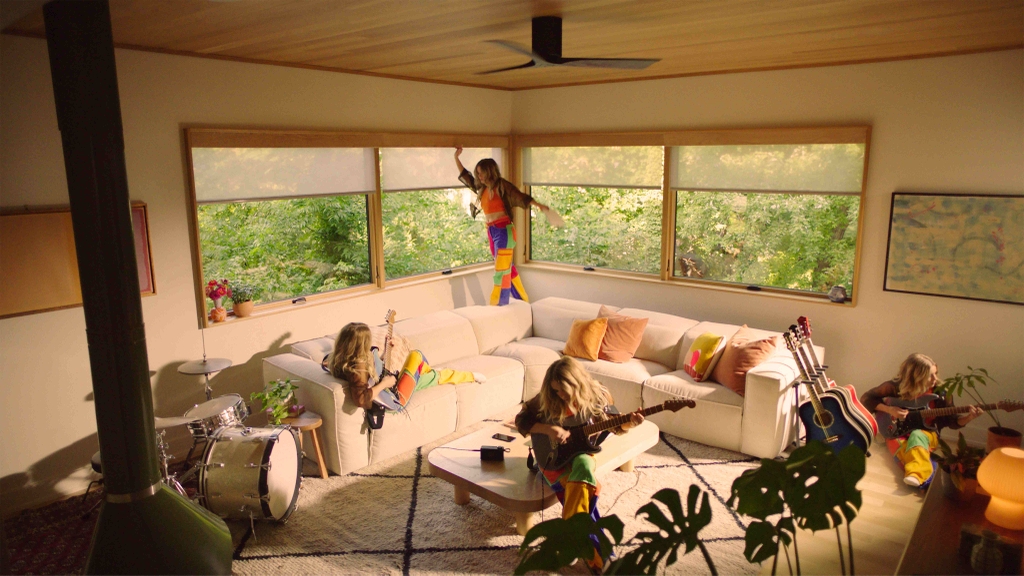 loa-jbl-bandbox-solo-1