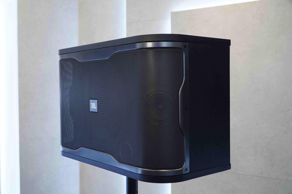 Loa Karaoke Active JBL RM210 - Hàng Chính hãng PGI