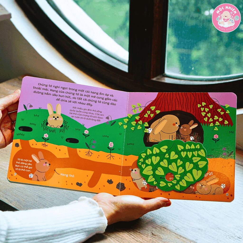 Combo 04 cuốn Sách tương tác cho bé - Thế giới nhỏ động đậy - Đinh Tị Books