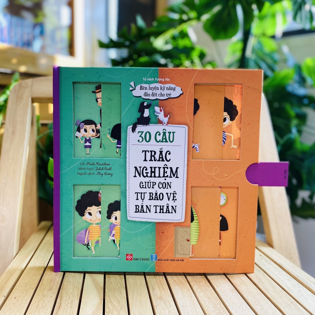 Sách tương tác - Rèn luyện kỹ năng đầu đời cho trẻ - 30 câu trắc nghiệm - Đinh Tị Books