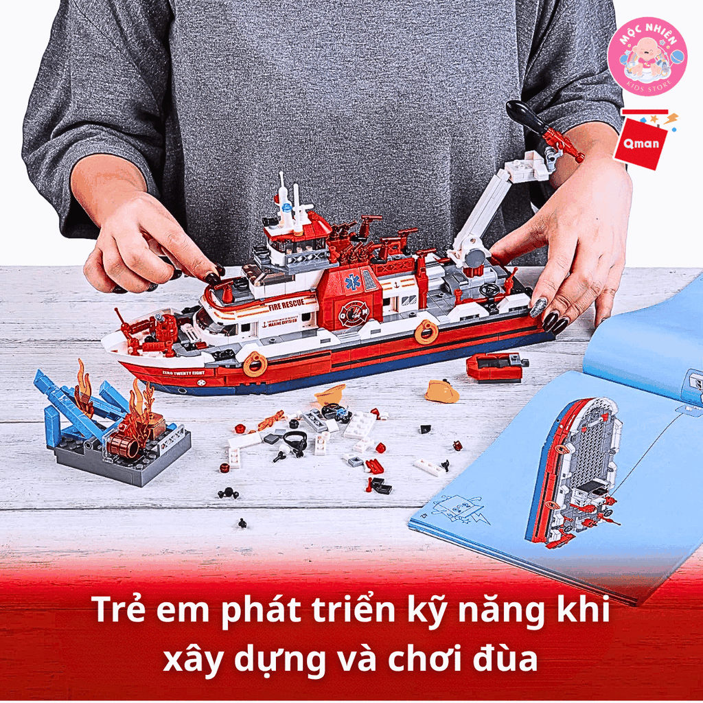 Đồ chơi lắp ráp xếp hình Qman 12028 - Tàu cứu hộ ven biển (589 chi tiết) - Dành cho bé trai từ 6 tuổi