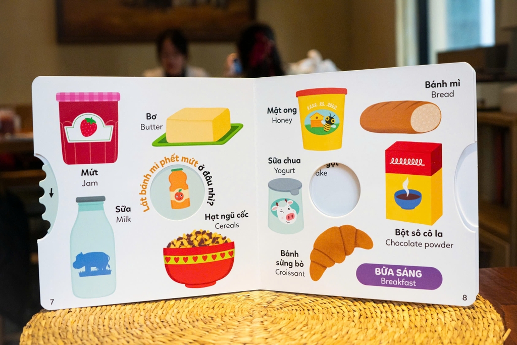 Sách tương tác - Xoay xoay xoay - Đi tìm… - Đinh Tị Books