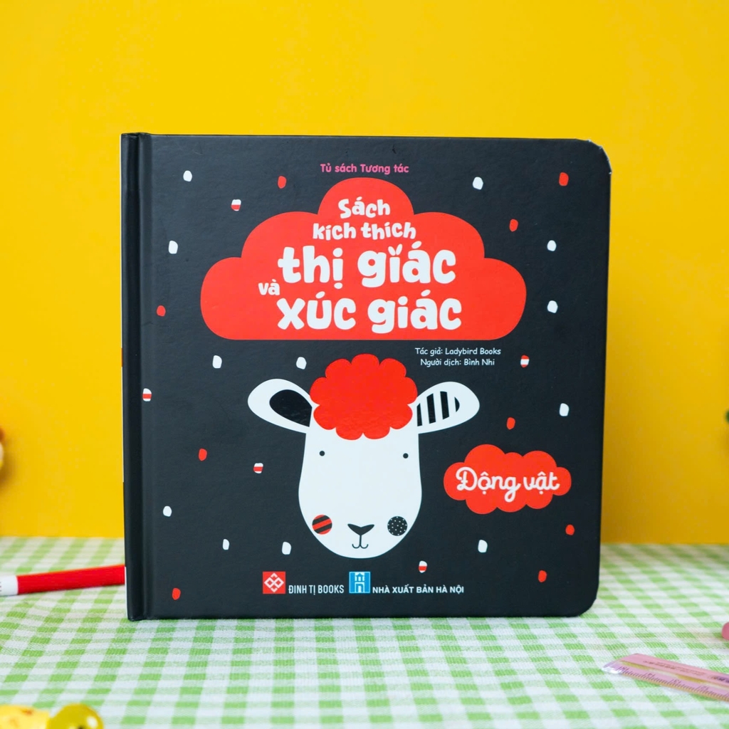 Combo 04 quyển Sách Tương Tác Kích Thích Thị Giác và Xúc Giác (0 - 3 Tuổi) - Đinh Tị Books
