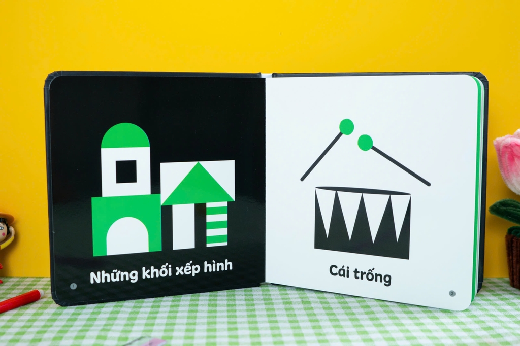 Combo 04 quyển Sách Tương Tác Kích Thích Thị Giác và Xúc Giác (0 - 3 Tuổi) - Đinh Tị Books