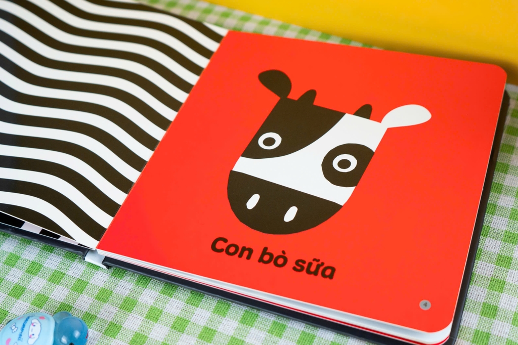 Combo 04 quyển Sách Tương Tác Kích Thích Thị Giác và Xúc Giác (0 - 3 Tuổi) - Đinh Tị Books