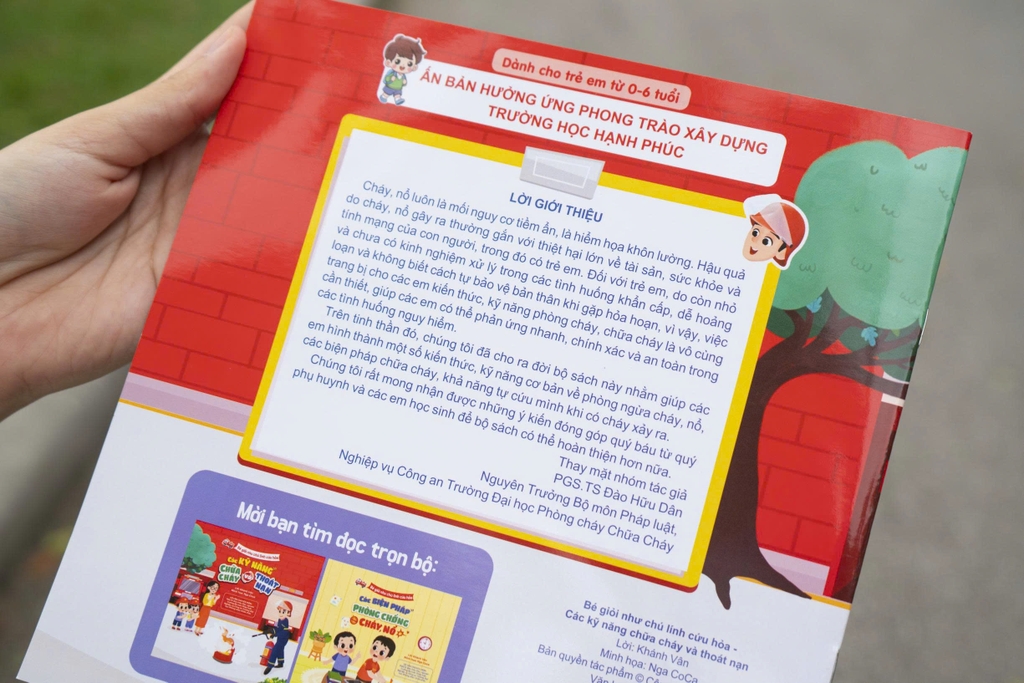 Sách - Bé giỏi như chú lính cứu hỏa - Đinh Tị Books