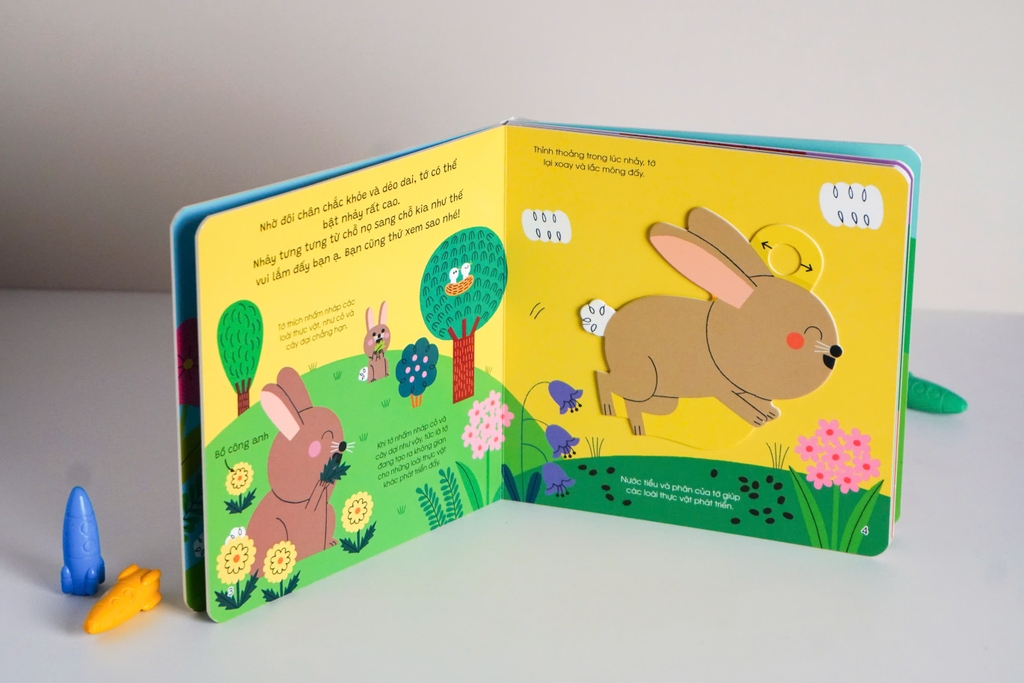 Sách tương tác cho bé - Thế giới nhỏ động đậy - Đinh Tị Books