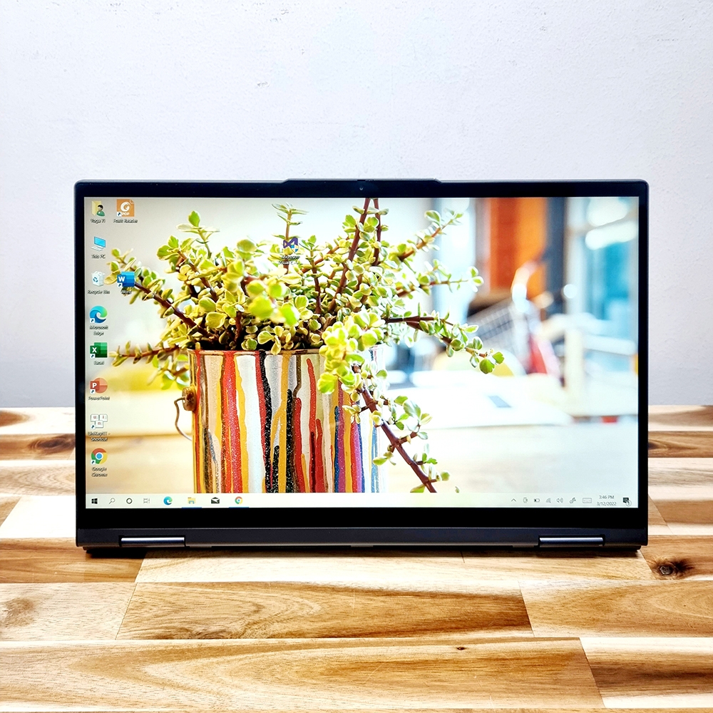 Lenovo Yoga 7 - một trong những dòng laptop đáng chú ý nhất hiện nay, với thiết kế tinh tế, tính năng thông minh và sức mạnh hoàn hảo. Bạn muốn tìm hiểu về chiếc laptop này và cảm nhận sự ưu việt của nó trong công việc hay giải trí hàng ngày? Hãy xem ngay hình ảnh Lenovo Yoga 7 với các tính năng thú vị và thiết kế hoàn hảo, để tận hưởng trọn vẹn trải nghiệm nâng cao cùng chiếc laptop tuyệt vời này.